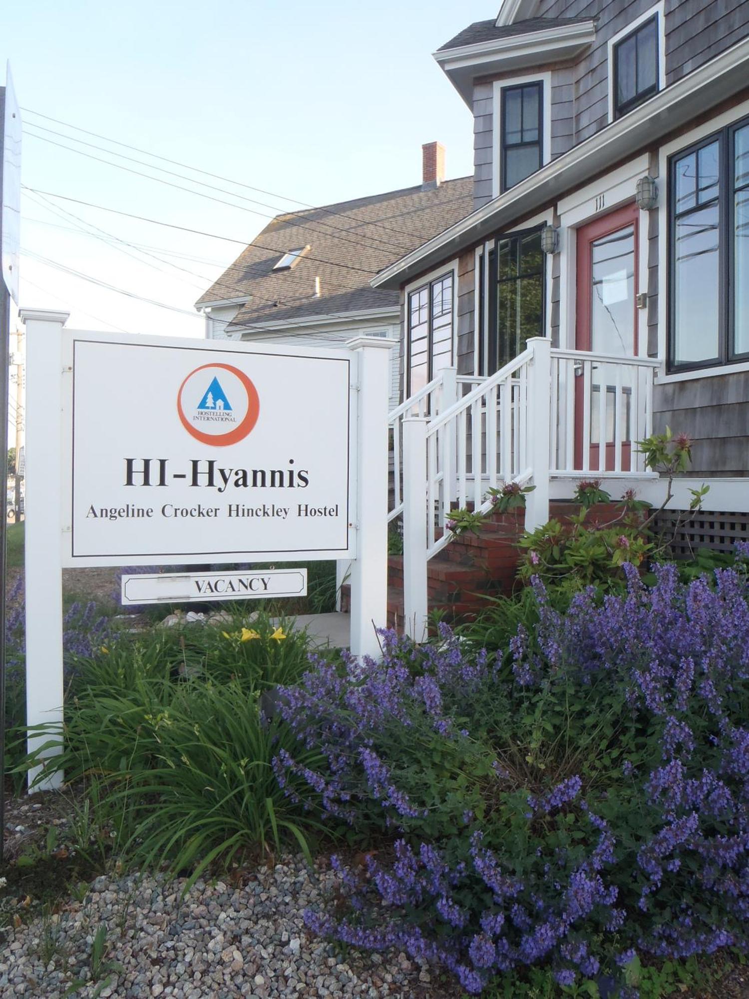 Hi Hyannis Hostel Bagian luar foto